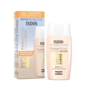 ISDIN Fusion Water Oil Control Con Color Light SPF 50+ 50ml